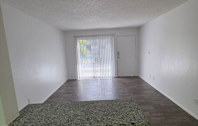 2 beds, 2 baths, 822 sqft, $1,099, Unit 101