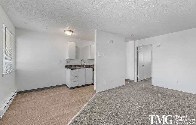 1 bed, 1 bath, 500 sqft, $1,337, Unit 1330-L6