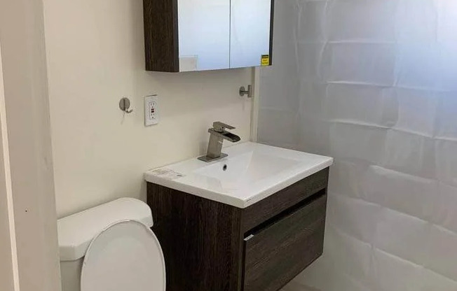 938 PRINCESS ANNE DR