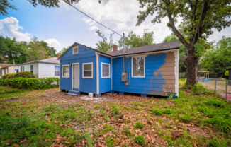 1723 E 23 ST