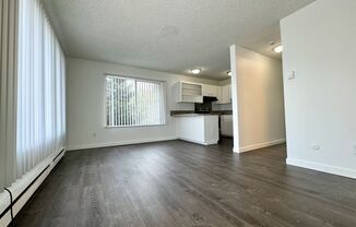**$750 DEPOSIT & FREE FIRST MONTH'S RENT** Top Floor Corner Unit Near Loyd Center~ Updates Throughout~ Off Street Parking Available~ Pets Welcome~
