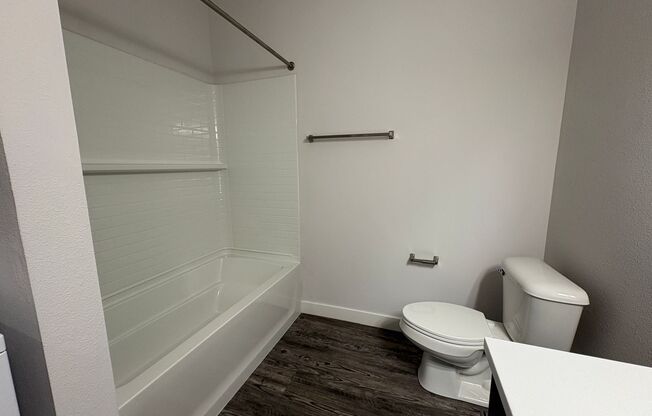 1 bed, 1 bath, 580 sqft, $1,395, Unit 4888-152
