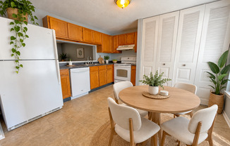 Move-In Ready North Raleigh Townhome Near I-440 & I-540