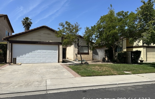 541 SAN VICENTE CT