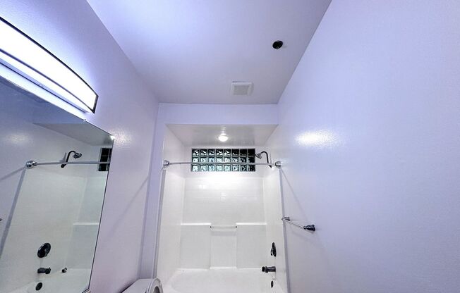 2 beds, 2 baths, 1,150 sqft, $3,398, Unit 112