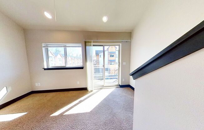 Studio, 1.5 baths, 849 sqft, $1,645, Unit 950-206