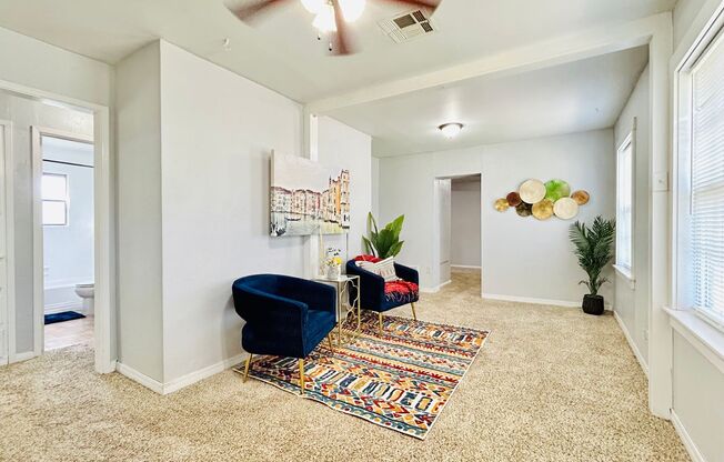 * MOVE IN SPECIAL * Charming Cottage Style Home Near Tinker AFB