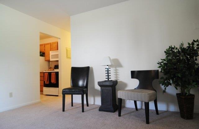 LIVE COUNTRYWAY EAST APARTMENTS