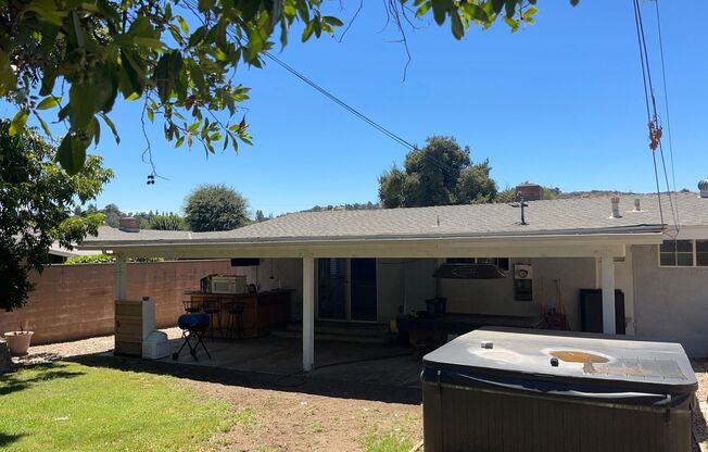 Single house 4 beds 2 baths for lease Glendora