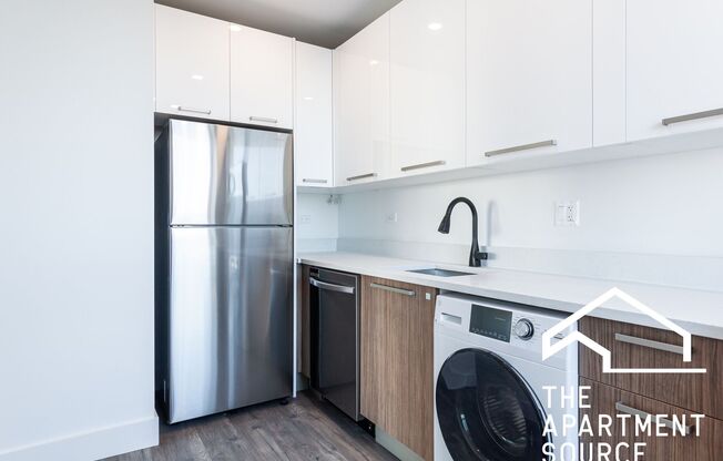 1 bed, 1 bath, $1,965, Unit 702