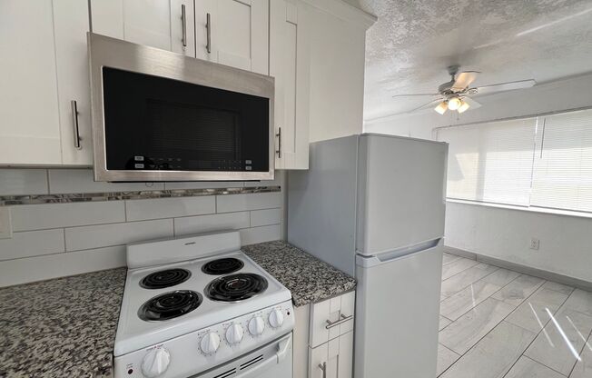 Cozy Studio Houses: Your charming retreat Awaits!