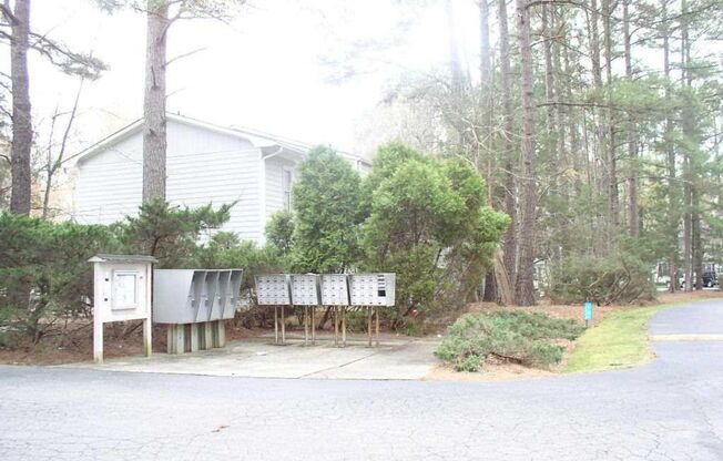 Carrboro / Brighton Sq. Apt. AVAILABLE