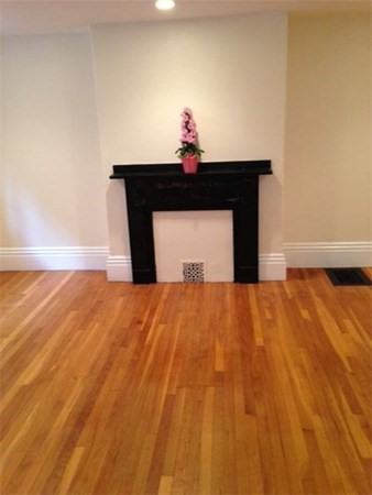 70 W CEDAR ST