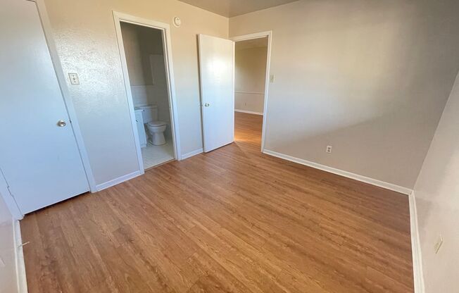 1 bed, 1 bath, 406 sqft, $525, Unit Apt 32