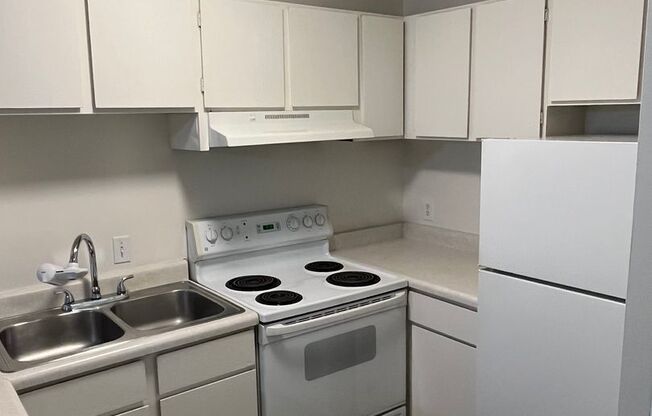 1 bed, 1 bath, 600 sqft, $1,150, Unit 03