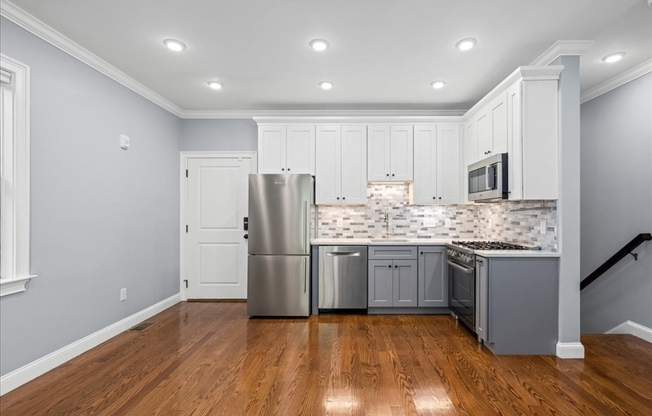 104 BEACON