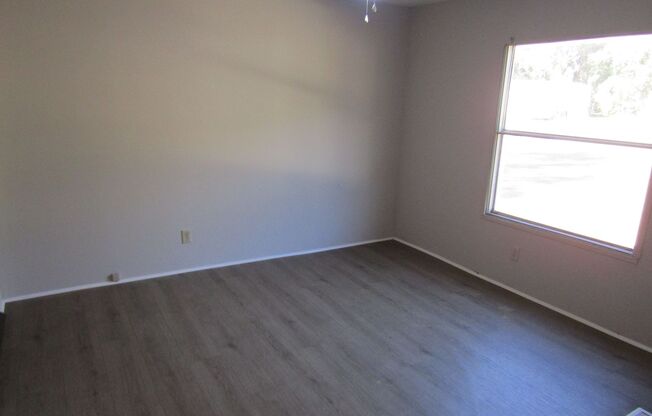 4 beds, 2 baths, $1,200, Unit Lot 88