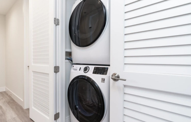 2 beds, 2 baths, 1,030 sqft, $3,050, Unit 2104