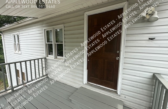 1676 OLD CHARLOTTE ROADUNIT B