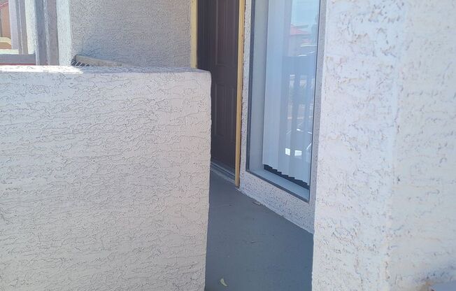 2 beds, 1 bath, 800 sqft, $1,095, Unit 240