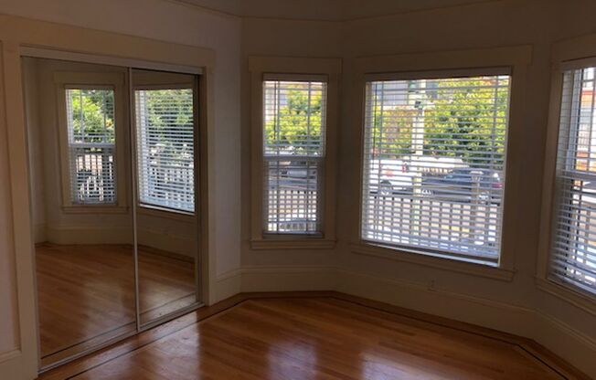 937 International Blvd