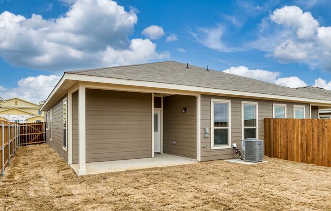 GORGEOUS 3 BEDROOM DUPLEX LOCATED IN MIDLOTHIAN ISD!