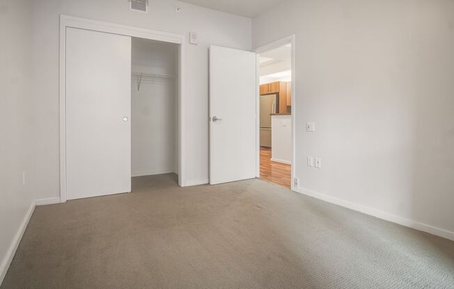 1 bed, 1 bath, $2,395, Unit #428