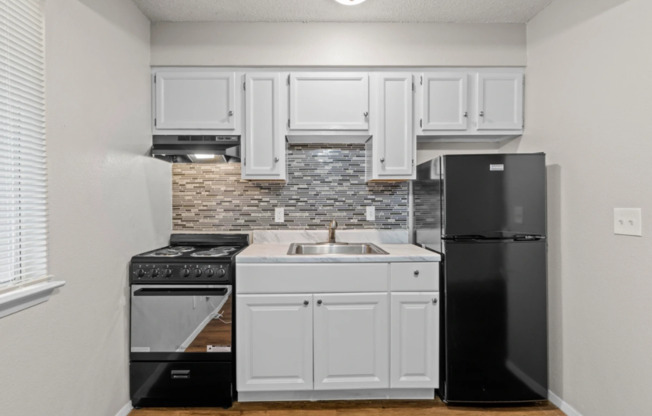 1 bed, 1 bath, 595 sqft, $1,275, Unit 4510-109