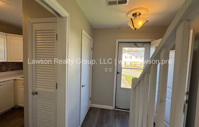 2 beds, 1.5 baths, 1,054 sqft, $1,195, Unit Elbert 1753