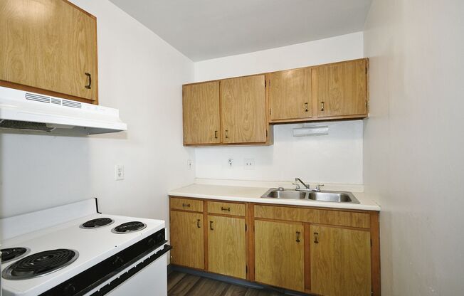 1 bed, 1 bath, $725, Unit Unit 6