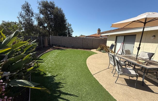 Spacious 4 bedroom 2 bath home located in Rancho Bernardo