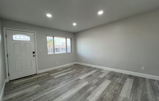 ***MOVE IN SPECIAL***REMODELED 4 BEDROOM HOME WITH FIREPIT, 2 RV GATES