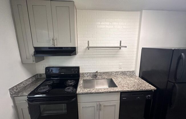 2 beds, 1 bath, $1,485, Unit 1-03