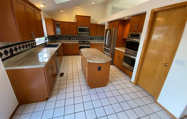 Beautiful 2 Story in Highlands Ranch