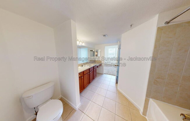 1 bed, 1 bath, 1,012 sqft, $1,350, Unit 536