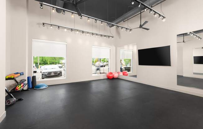Altura Apartments | Spacious Yoga Studio with TV