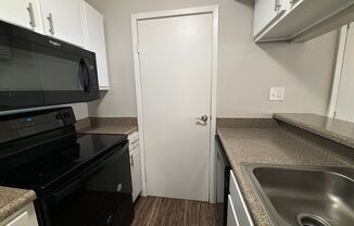 1 bed, 1 bath, 652 sqft, $1,195, Unit #1203