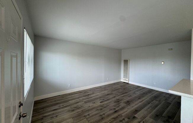203 W. Opp St