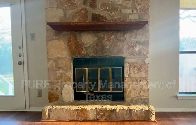 1003 THOUSAND OAKS BLVD