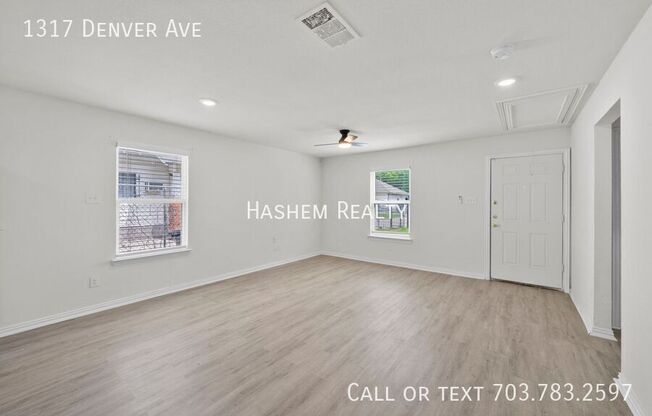 1317 DENVER AVE