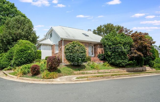 4572 SHETLAND GRN RD