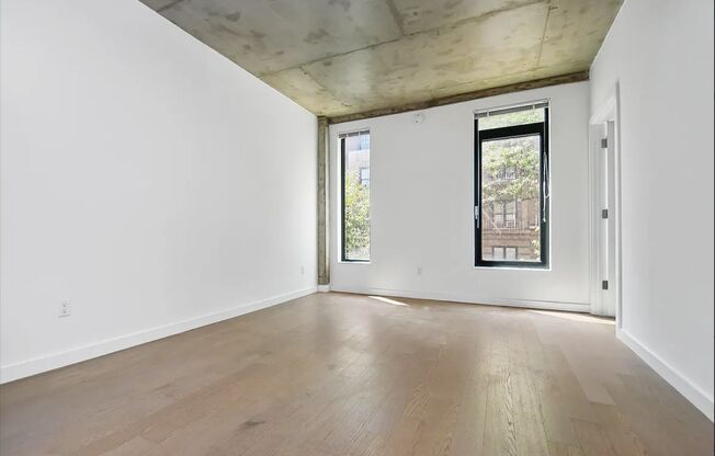1 bed, 1 bath, $4,195, Unit 4F