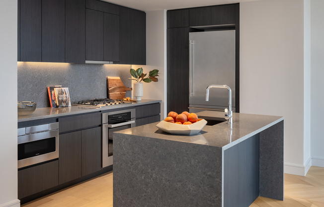 2 beds, 2 baths, $9,625, Unit 3412
