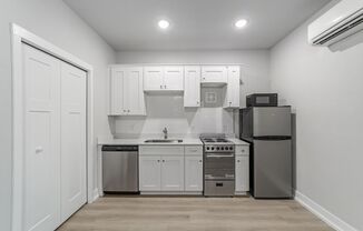 1 bed, 1 bath, $1,200, Unit Apt A