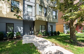 3 beds, 2.5 baths, 1,861 sqft, $4,000, Unit A