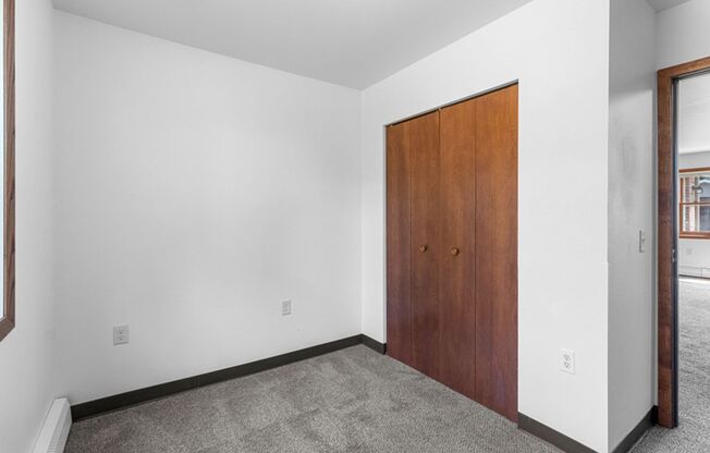 2 beds, 1 bath, 900 sqft, $1,045, Unit 2950
