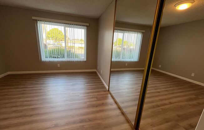 2 beds, 1 bath, 980 sqft, $2,435, Unit 001