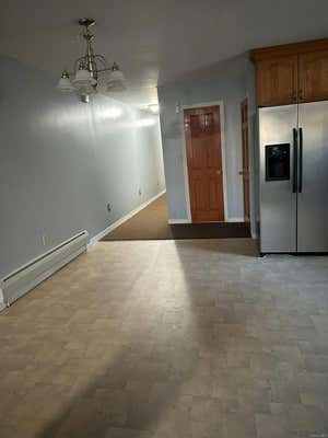 3 beds, 2 baths, $3,000, Unit 2FL