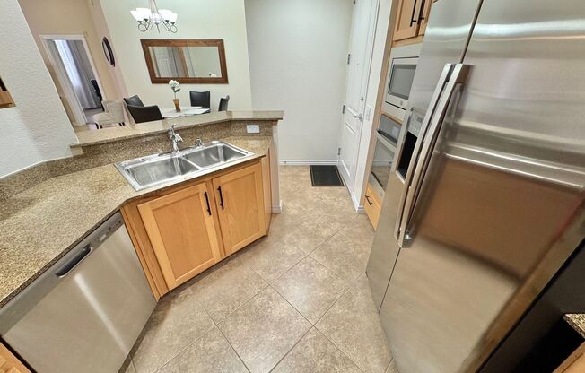 BRIGHT CONDO WITH BALCONY IN SOUTH LAS VEGAS