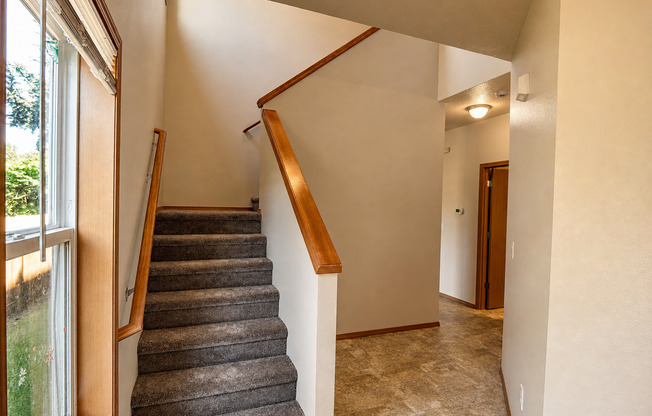 Spacious Townhouse for Lease in Vancouver - 4825 NE 124th Ct